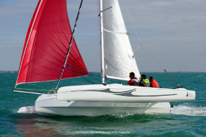 katamaran-trimaran-plachetnice-300x200px